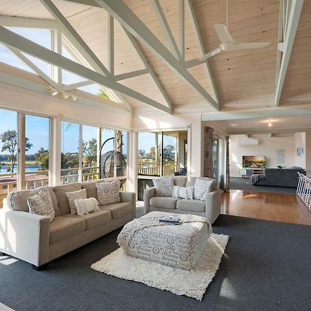 Pelican Lake Holiday House Merimbula Exterior photo