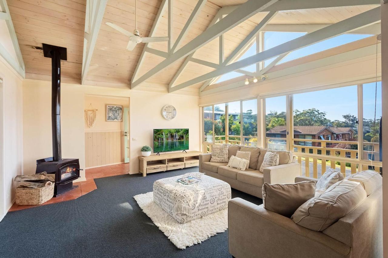Pelican Lake Holiday House Merimbula Exterior photo